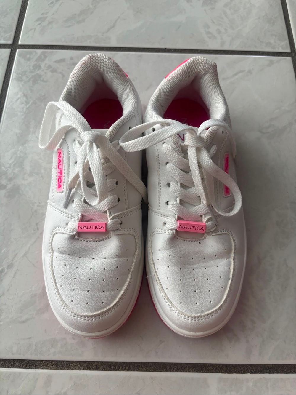 Nautica Girls Monsanta White Court Sneakers Neon Pink Lace Up Shoes Sz 2